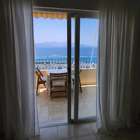 Apartment Dante's View